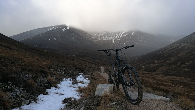 Cycling & Mountain-biking